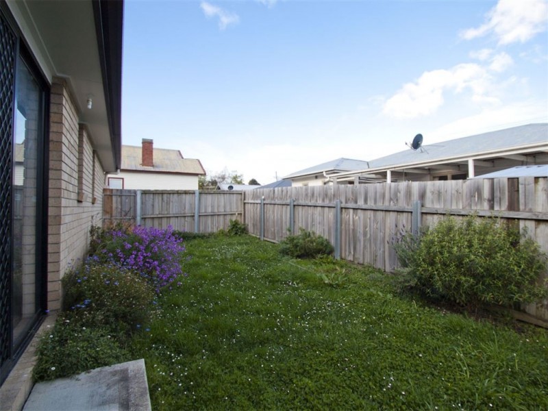 2/105 Main Street, Huonville TAS 7109