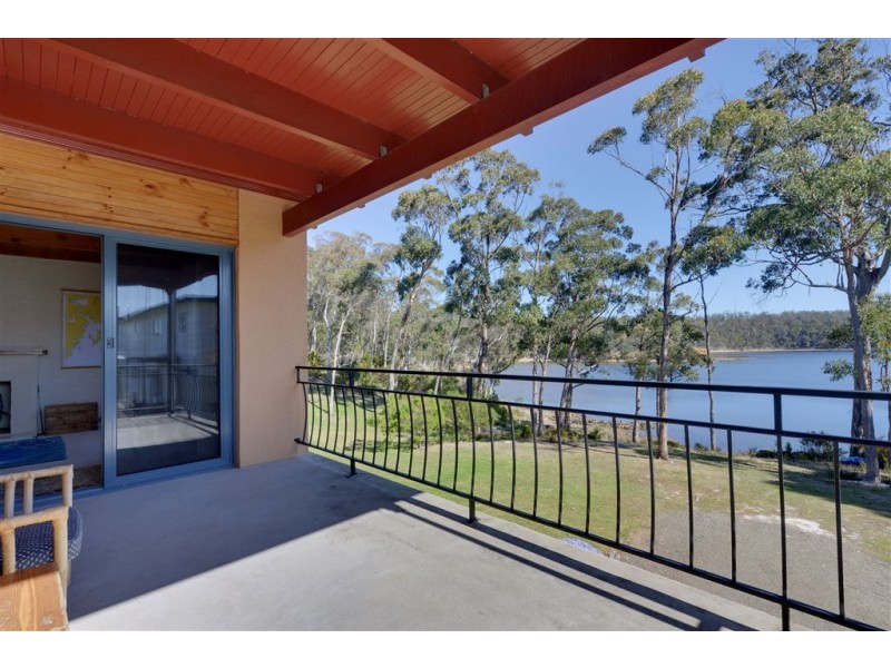 7 Sandrock Loop, Abels Bay TAS 7112