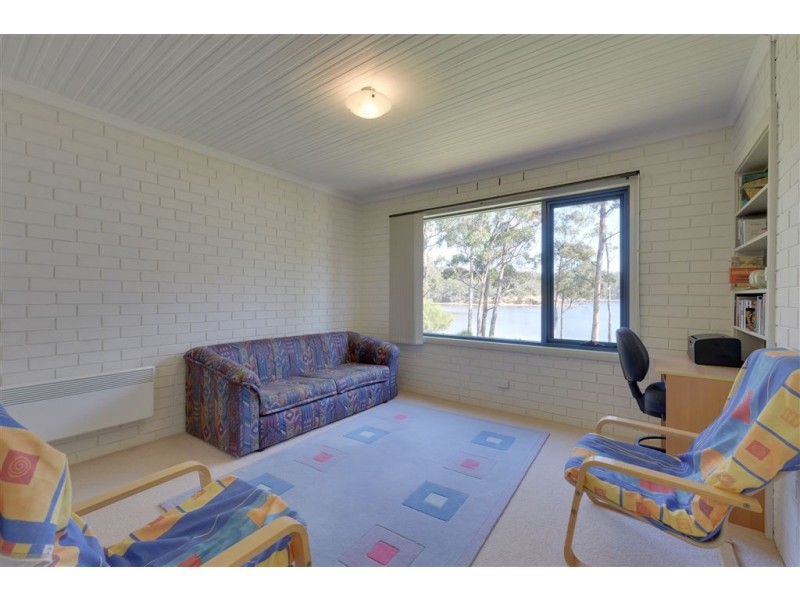 7 Sandrock Loop, Abels Bay TAS 7112