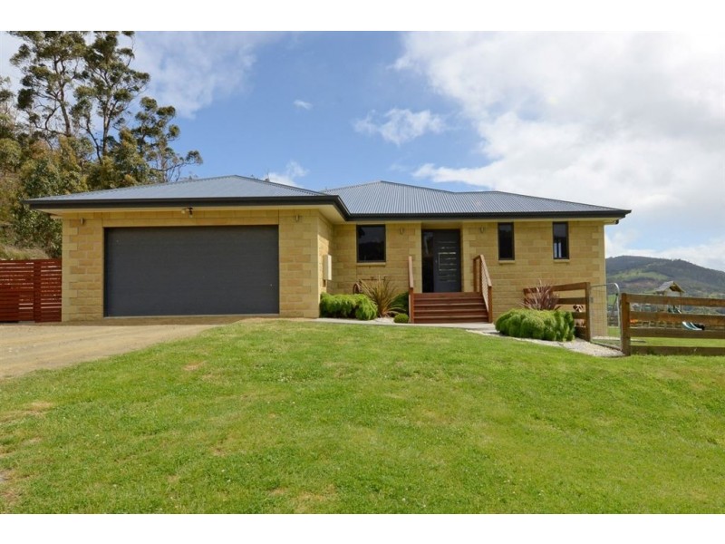 52 Gardenia Drive, Huonville TAS 7109