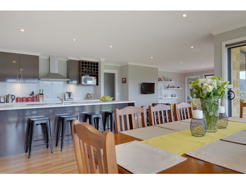 52 Gardenia Drive, Huonville TAS 7109