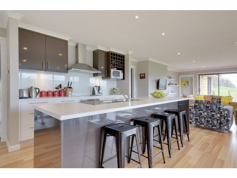 52 Gardenia Drive, Huonville TAS 7109