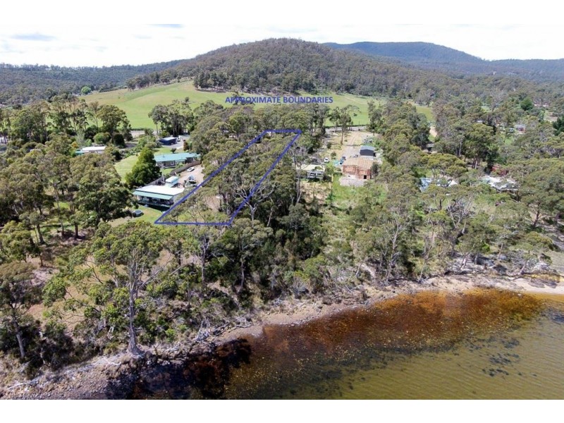 6759 Channel Highway, Deep Bay TAS 7112