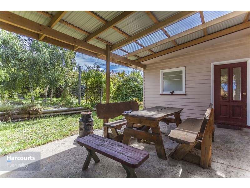 16 Silver Hill Road, Cygnet TAS 7112