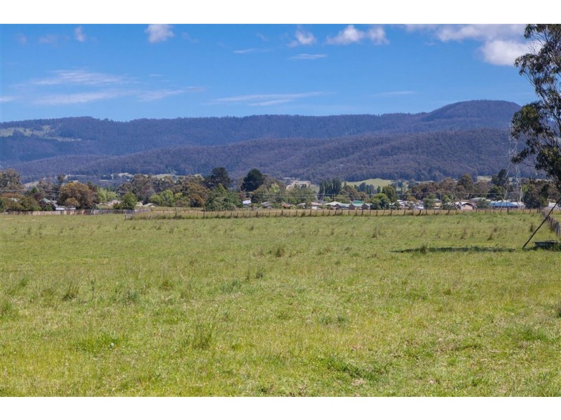 off Sale Street, Huonville TAS 7109