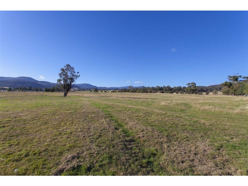 off Sale Street, Huonville TAS 7109