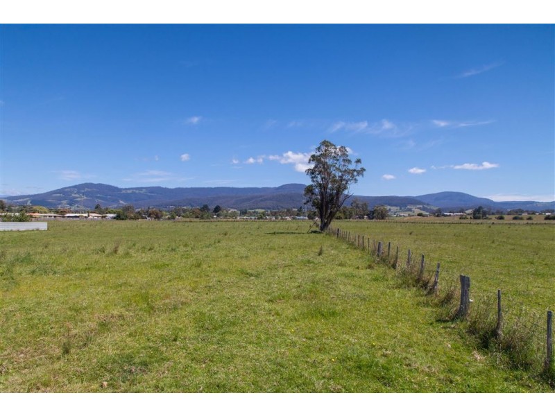 off Sale Street, Huonville TAS 7109