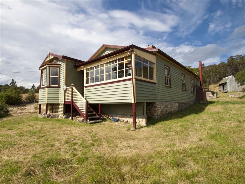 28 Rowes Road, Geeveston TAS 7116
