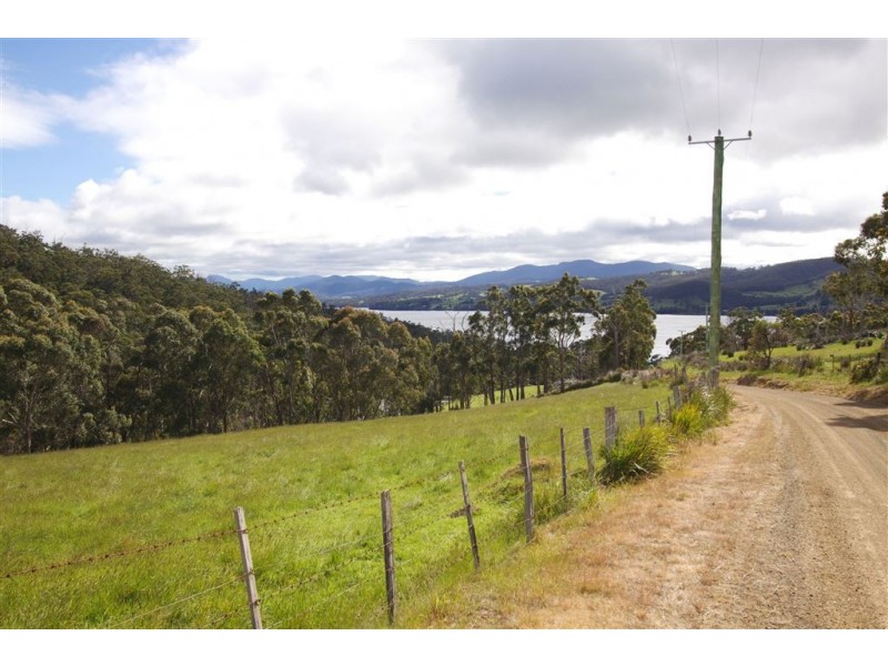 Lot 2 Pillings Road, Cairns Bay TAS 7116