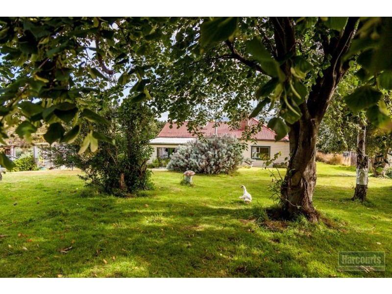 258 Sunday Hill Road, Wattle Grove TAS 7109