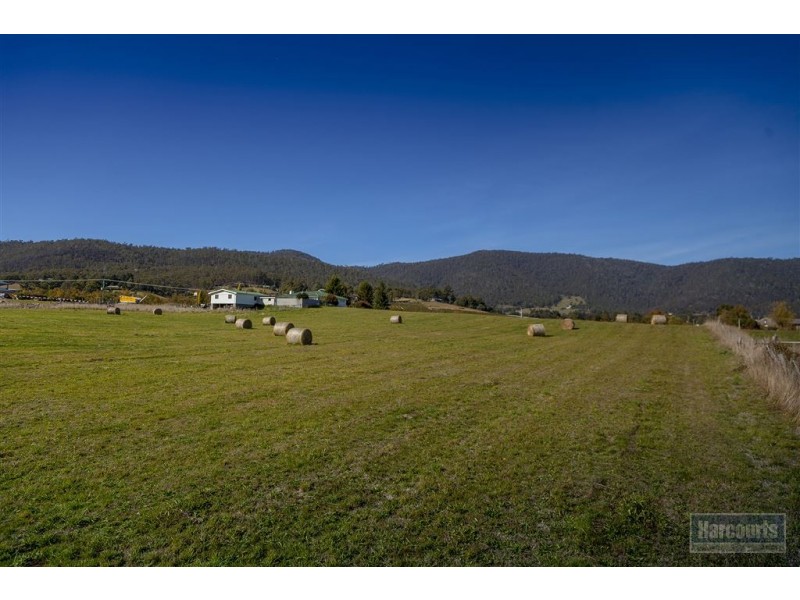 - Huon Highway, Huonville TAS 7109