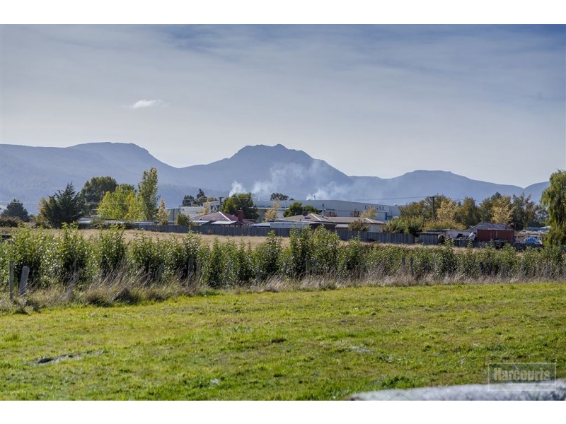 - Huon Highway, Huonville TAS 7109