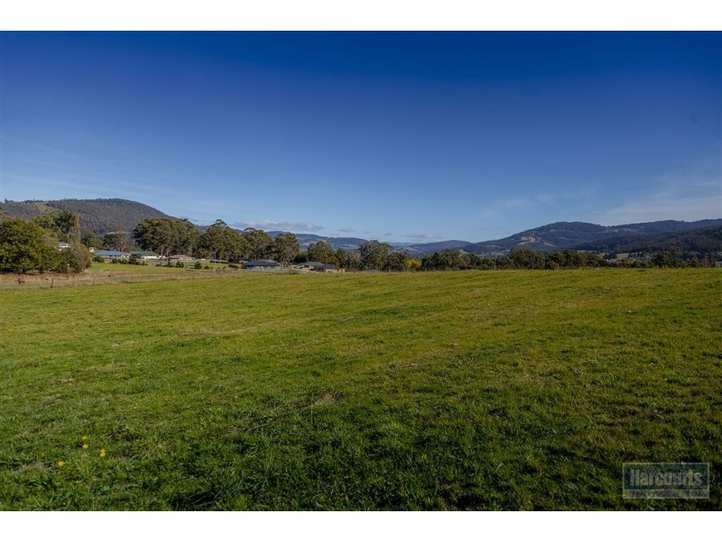- Huon Highway, Huonville TAS 7109