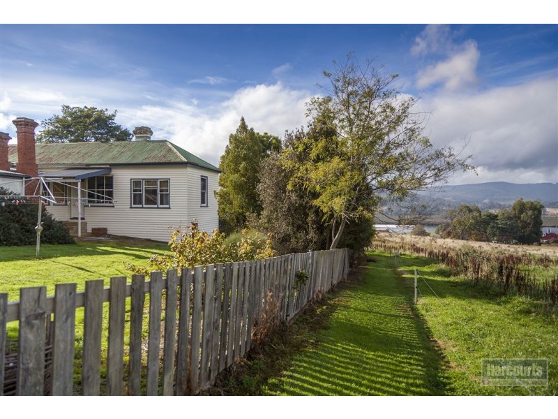 39 New Road, Franklin TAS 7113