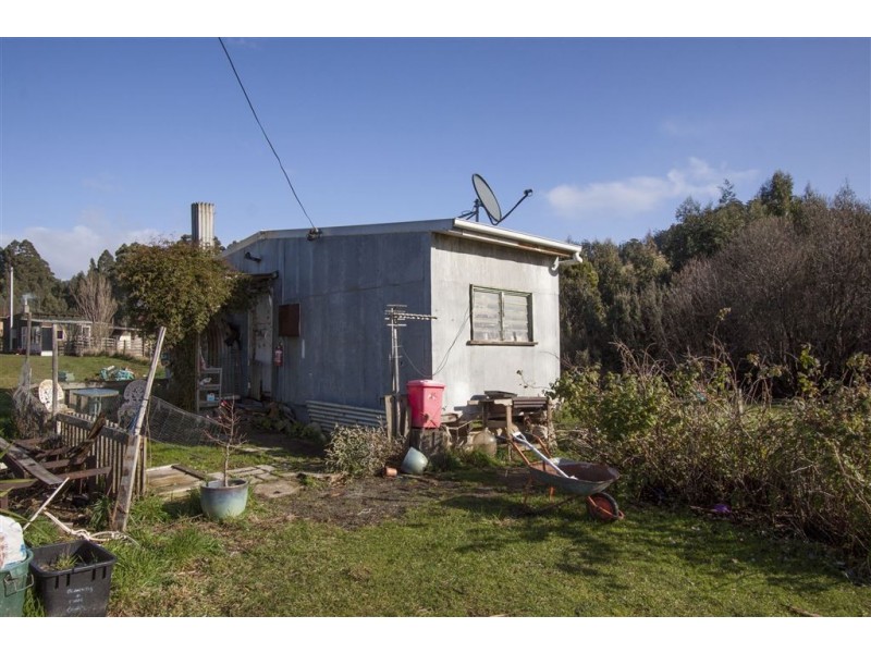 16 Costains Road, Geeveston TAS 7116