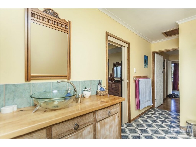 11 Fourfoot Road, Geeveston TAS 7116