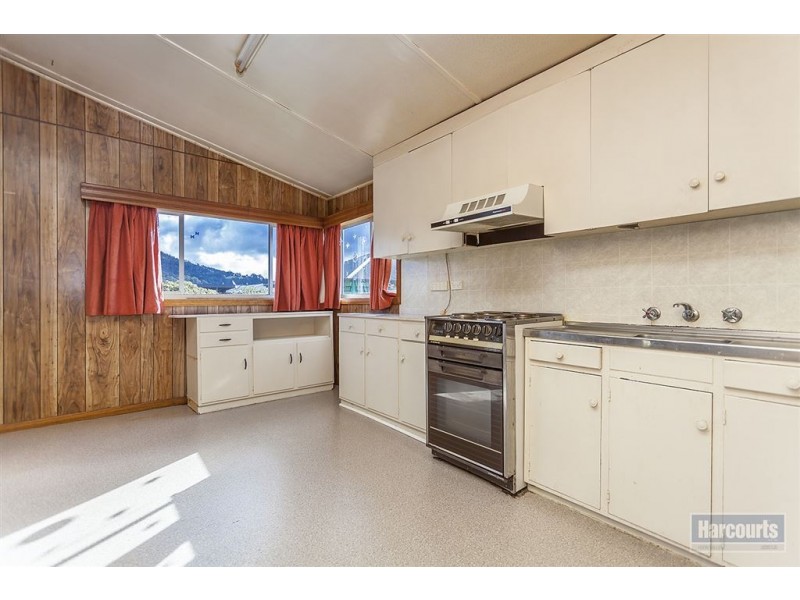 55 Sale Street, Huonville TAS 7109