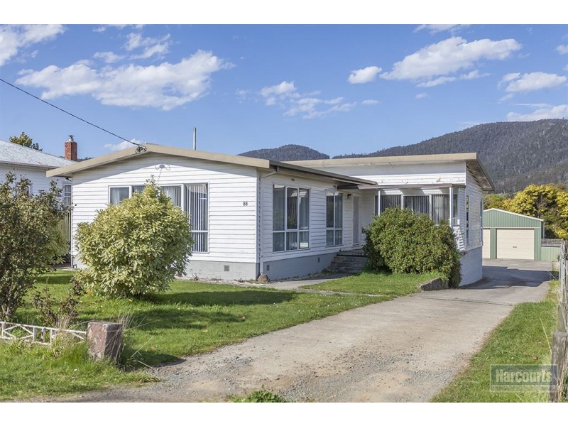 88 Main Street, Huonville TAS 7109