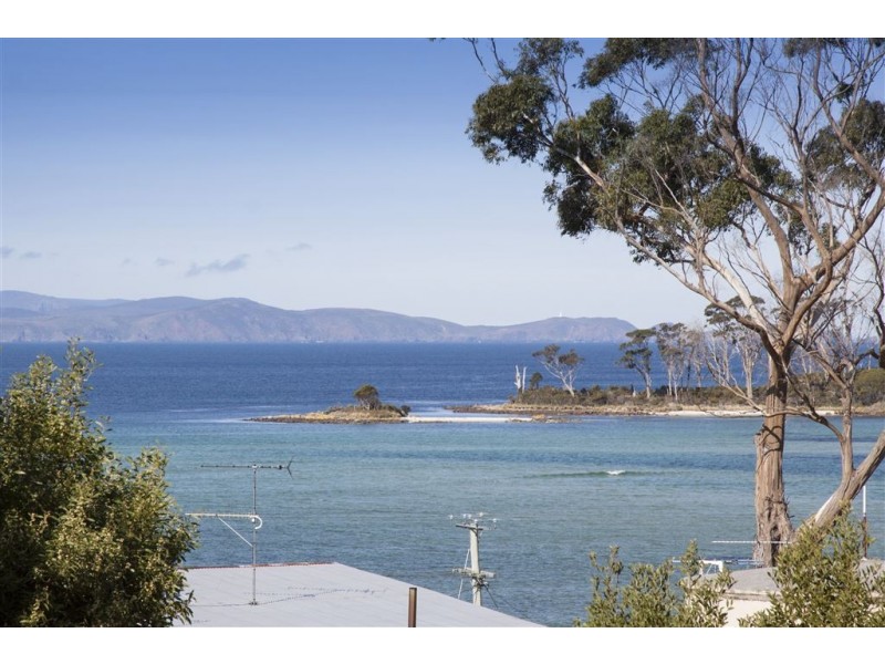 10 Aurora Court, Southport TAS 7109