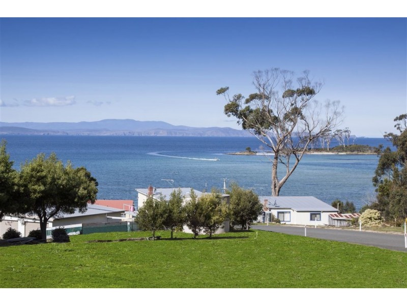 10 Aurora Court, Southport TAS 7109