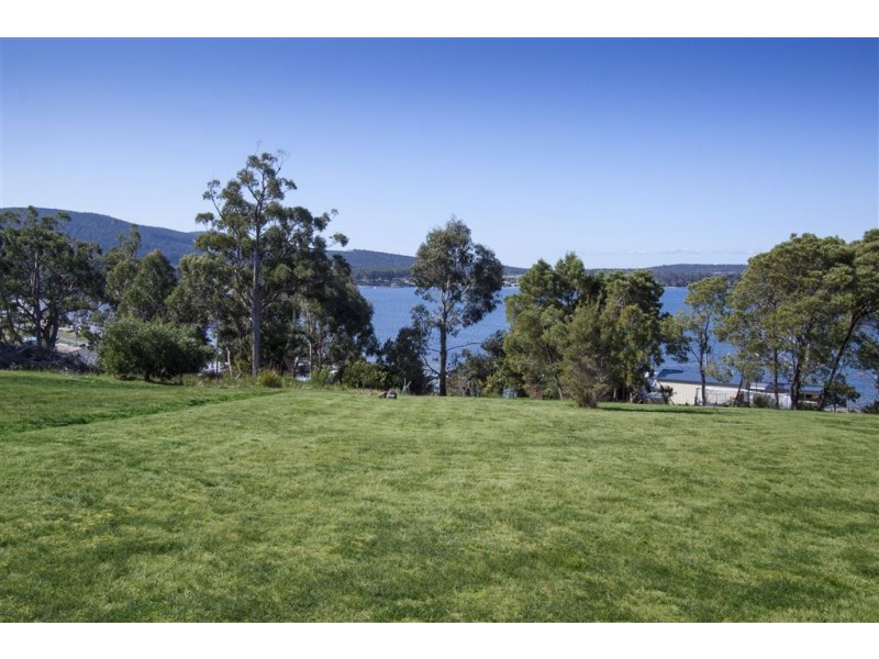 10 Aurora Court, Southport TAS 7109