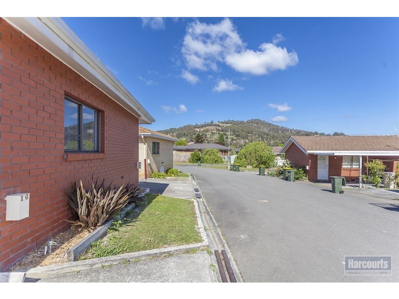 16/1 Lynch Avenue, Huonville TAS 7109