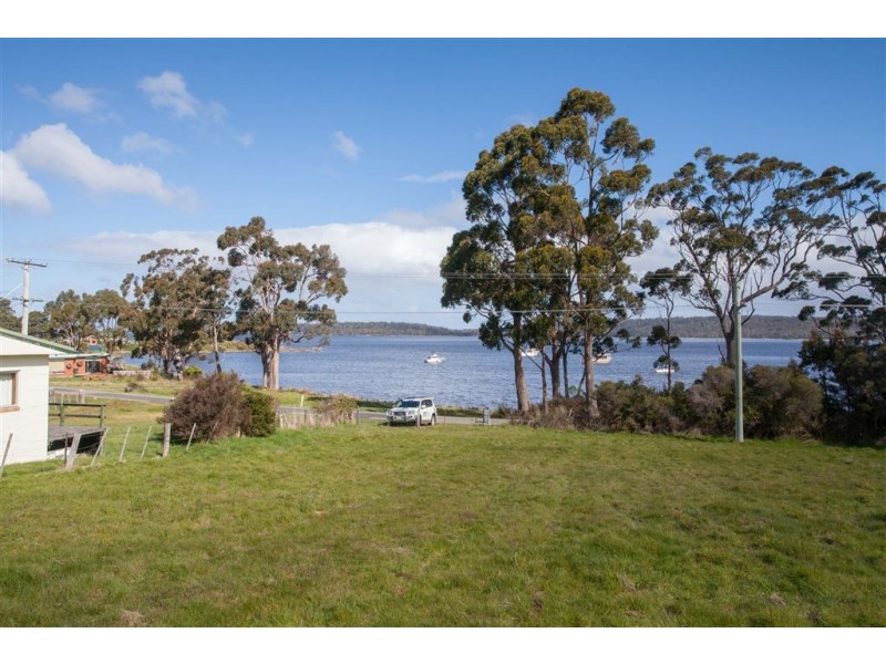 15 Lady Bay Road, Southport TAS 7109