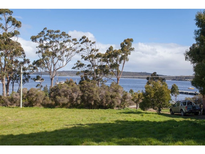 15 Lady Bay Road, Southport TAS 7109