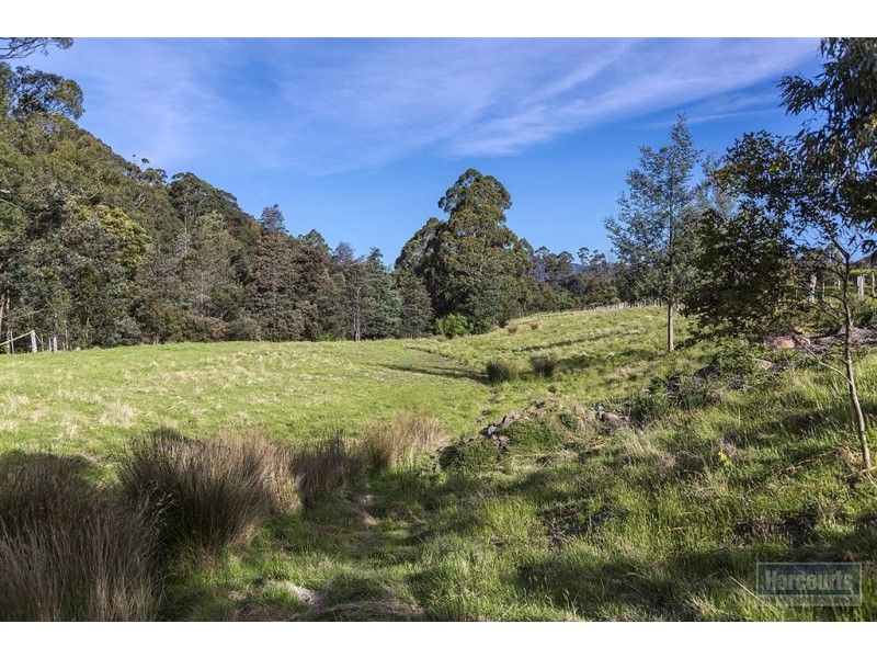 - Crabtree Road, Crabtree TAS 7109