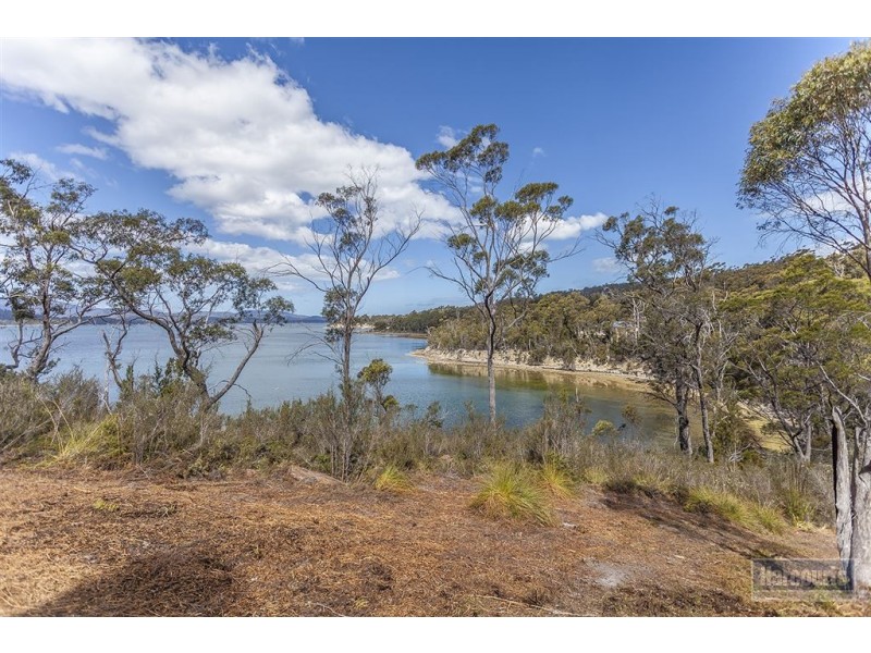 143 Esperance Coast Road, Surges Bay TAS 7116