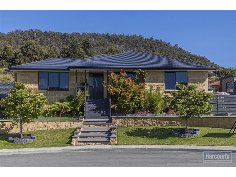 8 Cornelia Close, Ranelagh TAS 7109