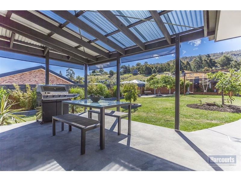 8 Cornelia Close, Ranelagh TAS 7109