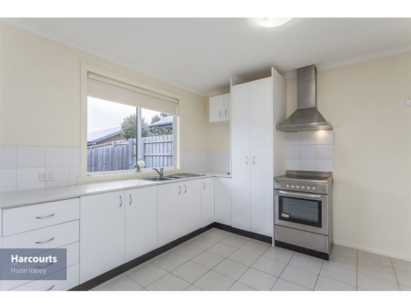 3/107 Main Street, Huonville TAS 7109