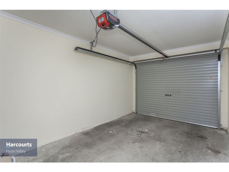 3/107 Main Street, Huonville TAS 7109