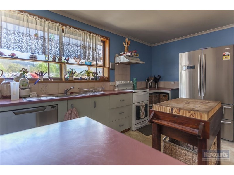 72 Sale Street, Huonville TAS 7109