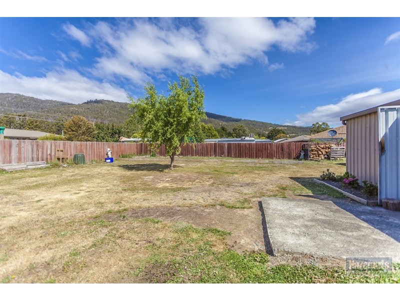72 Sale Street, Huonville TAS 7109