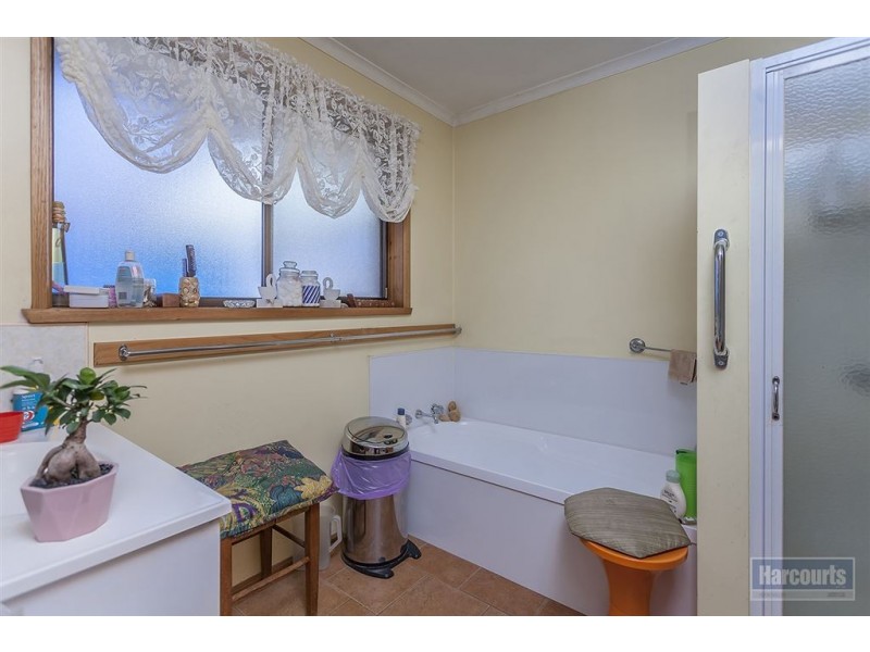 72 Sale Street, Huonville TAS 7109