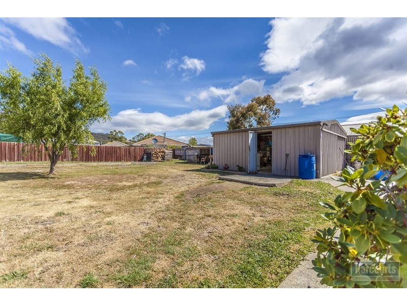 72 Sale Street, Huonville TAS 7109