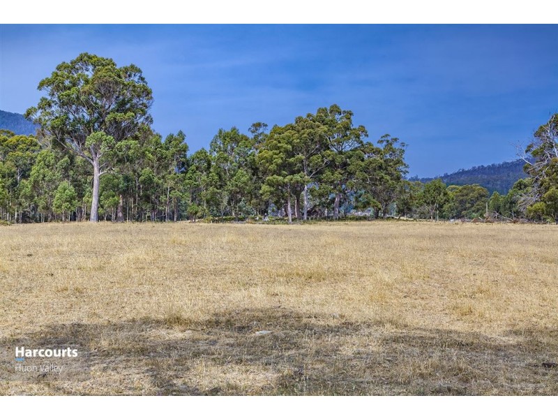 - Cliffords Road, Deep Bay TAS 7112