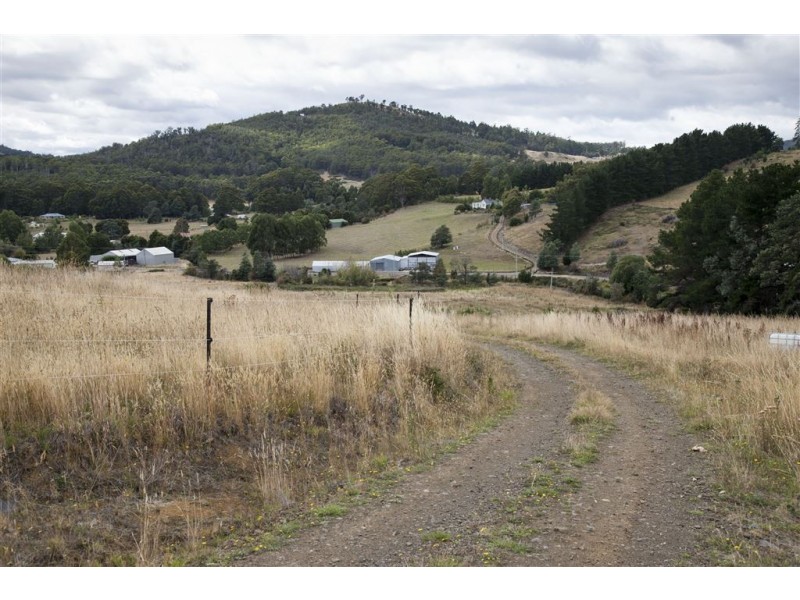 23 Knights Road, Geeveston TAS 7116