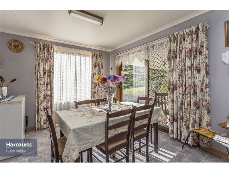 9 Stevens Road, Cygnet TAS 7112