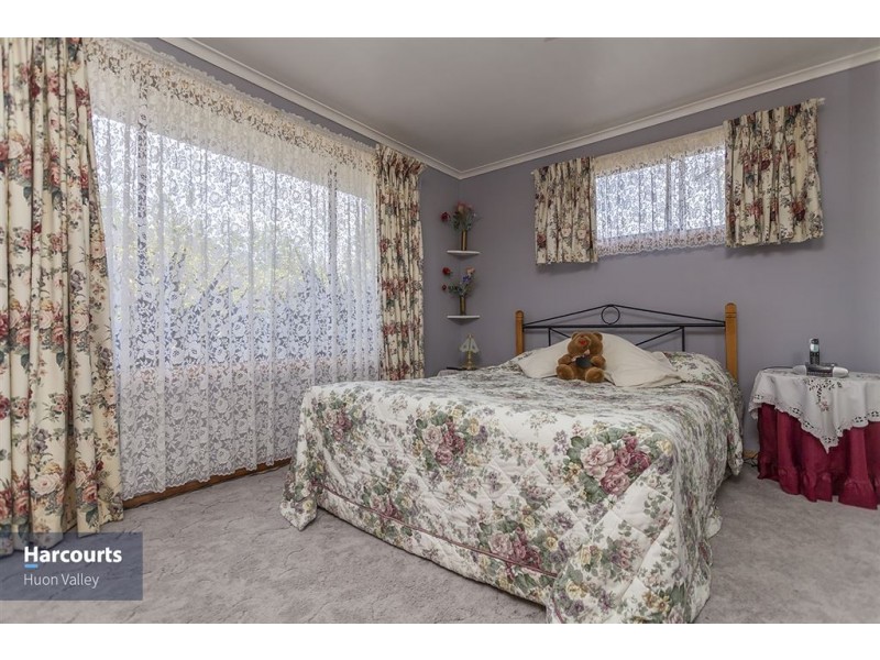 9 Stevens Road, Cygnet TAS 7112