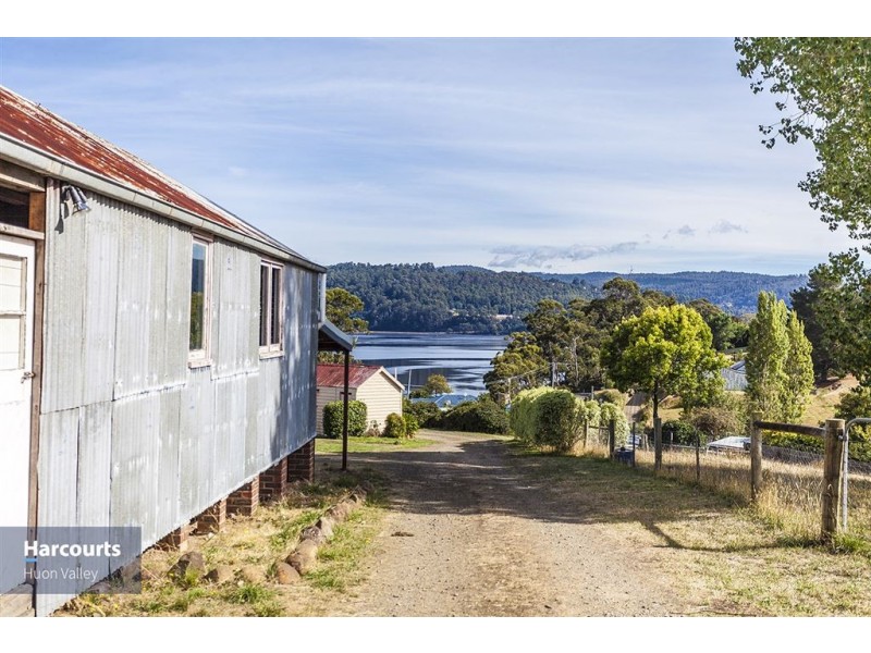 1278 Cygnet Coast Road, Lower Wattle Grove TAS 7109