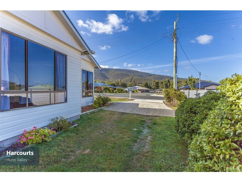 55 Sale Street, Huonville TAS 7109