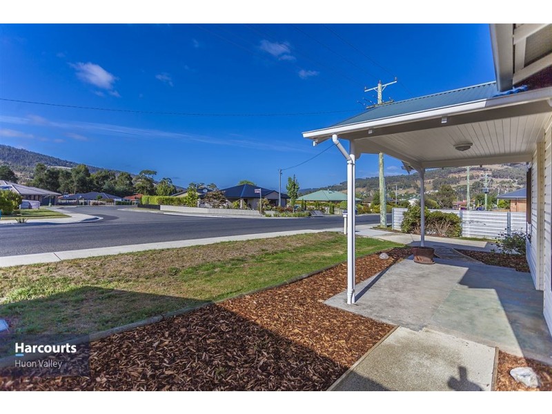 55 Sale Street, Huonville TAS 7109
