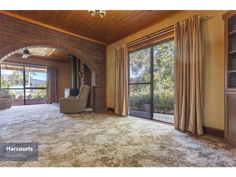 18 North Huon Road, Ranelagh TAS 7109