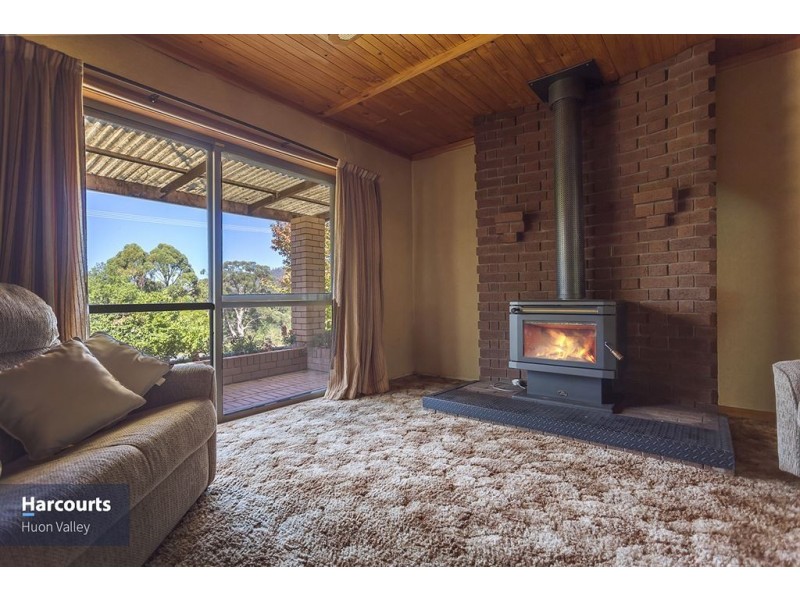 18 North Huon Road, Ranelagh TAS 7109