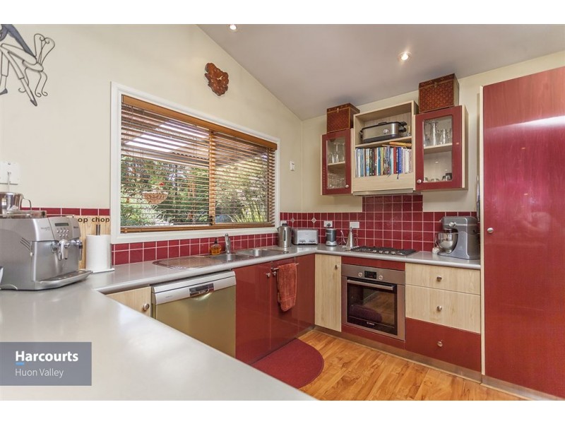 5 Alburys Road, Huonville TAS 7109