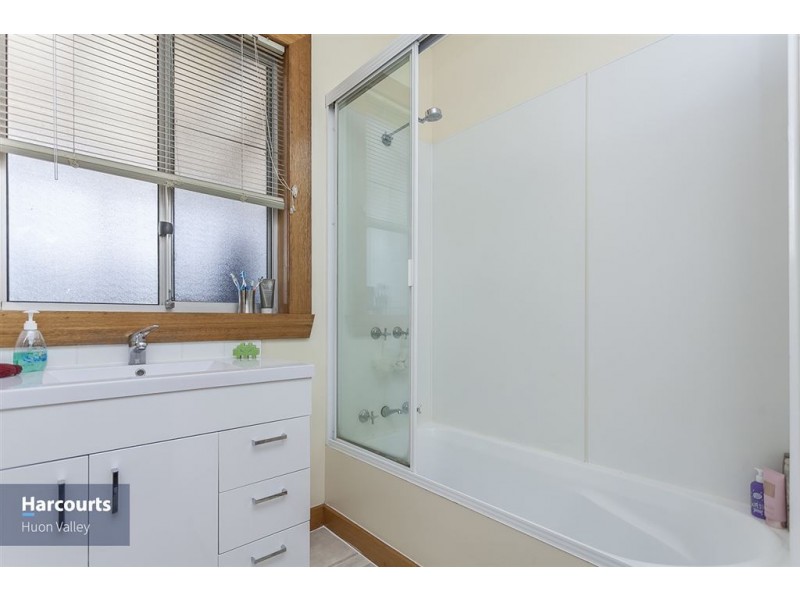 45 Knights Road, Huonville TAS 7109