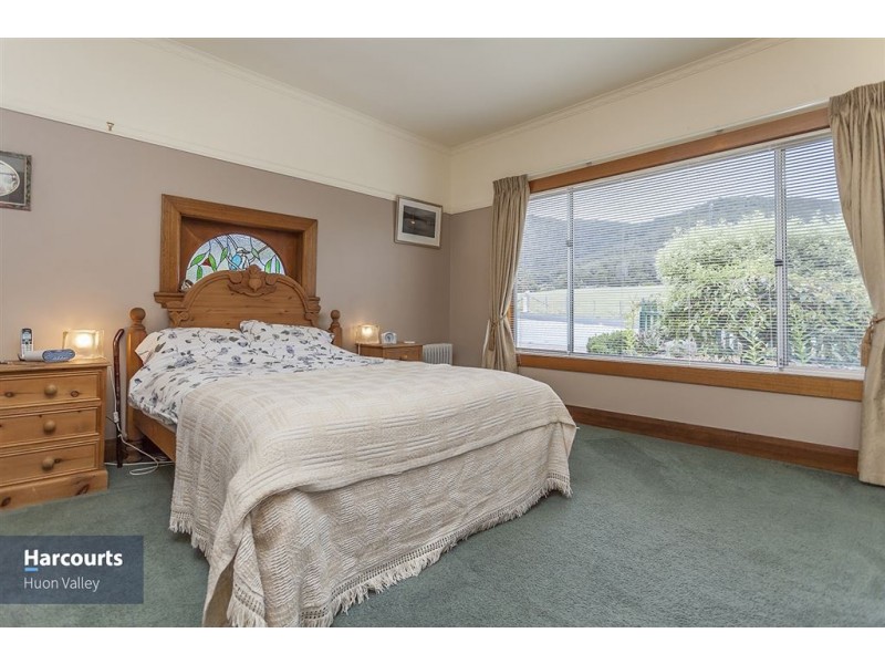 45 Knights Road, Huonville TAS 7109